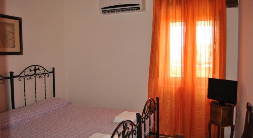 La Baia Dei Turchi Hotel Realmonte Luaran gambar